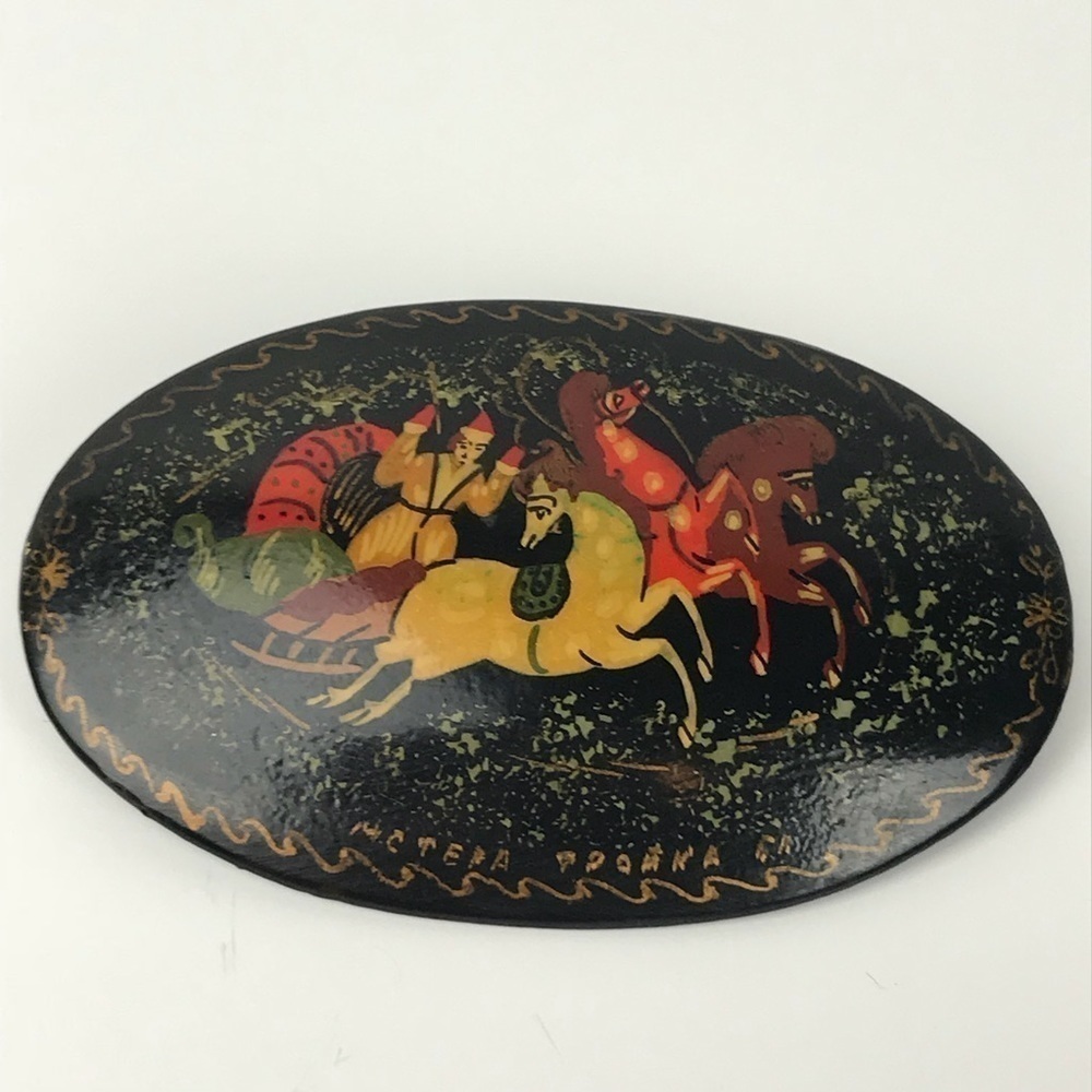 Vtg Russian Christmas Lacquer Wood Horses Brooch